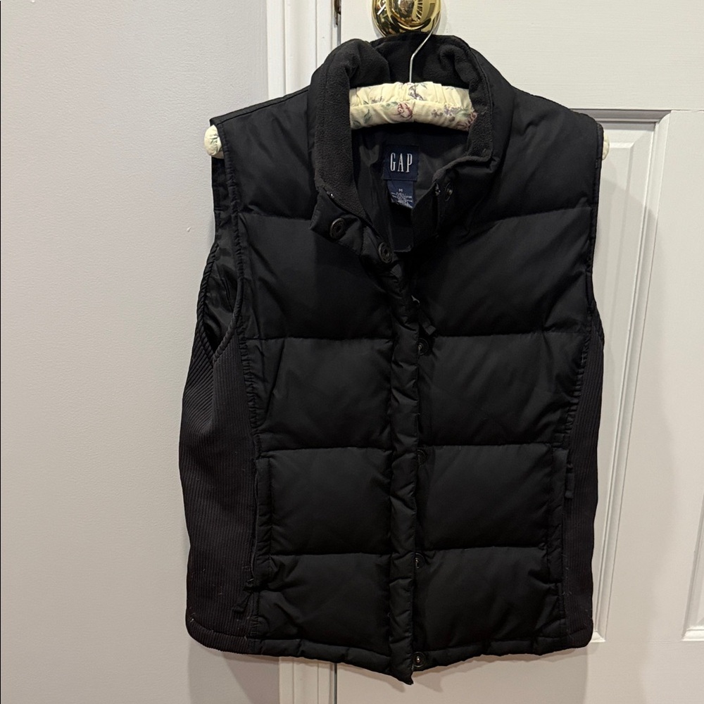 GAP Black Puffer Vest